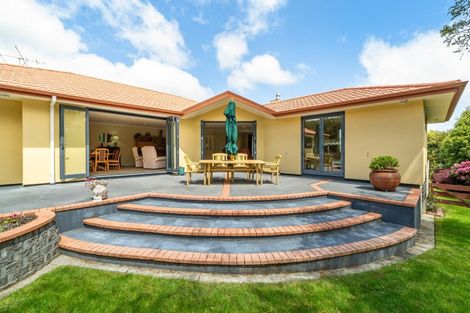 Photo of property in 9 Marua Palm Grove, Timberlea, Upper Hutt, 5018