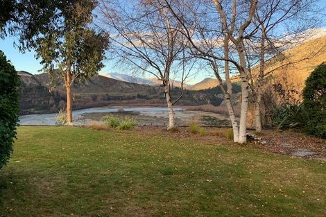 Photo of property in 38 Amber Close, Arthurs Point, Queenstown, 9371