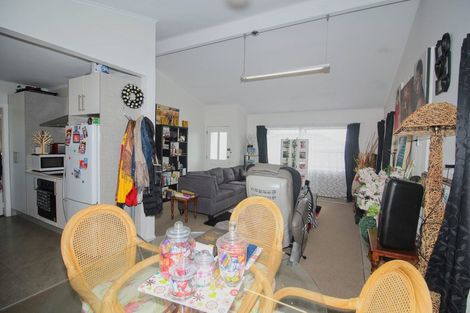 Photo of property in 4/94 Pah Road, Papatoetoe, Auckland, 2025