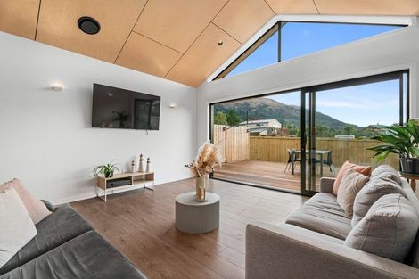 Photo of property in 422b Domain Road, Lake Hawea, 9382