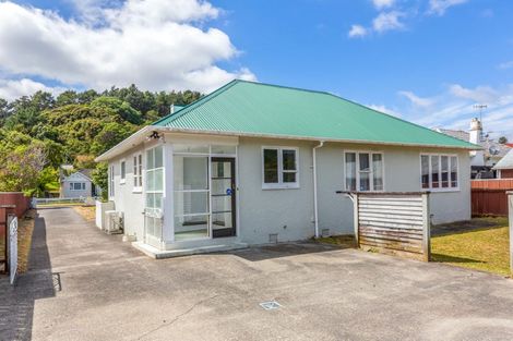 Photo of property in 16 Peel Place, Wainuiomata, Lower Hutt, 5014