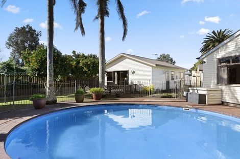 Photo of property in 12 Lydiard Place, Chartwell, Hamilton, 3210