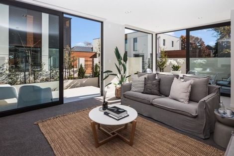 Photo of property in 138e Glandovey Road, Strowan, Christchurch, 8052