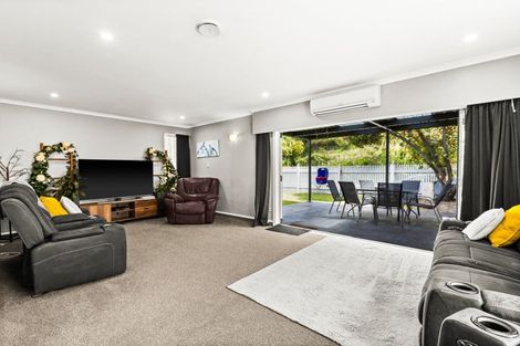 Photo of property in 69 Puketapu Road, Taradale, Napier, 4112