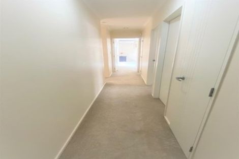 Photo of property in 106a Simpson Road, Henderson Valley, Auckland, 0614