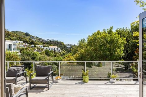 Photo of property in 302 Paremata Road, Whitby, Porirua, 5381