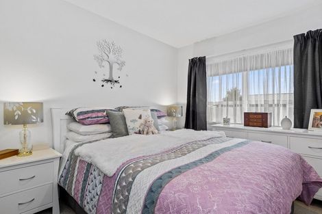 Photo of property in 11 Kamahi Crescent, Papamoa Beach, Papamoa, 3118