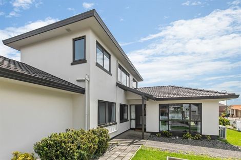 Photo of property in 9 Erne Crescent, East Tamaki, Auckland, 2016