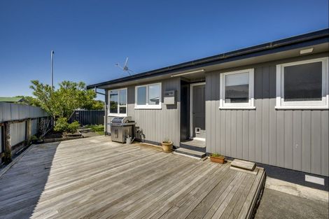 Photo of property in 51 Folkestone Drive, Flaxmere, Hastings, 4120