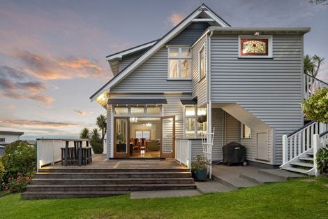Photo of property in 126 Hackthorne Road, Cashmere, Christchurch, 8022