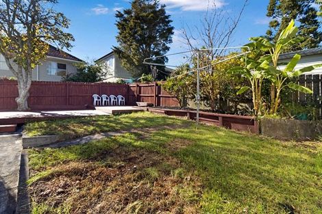 Photo of property in 64 Seabrook Avenue, New Lynn, Auckland, 0600