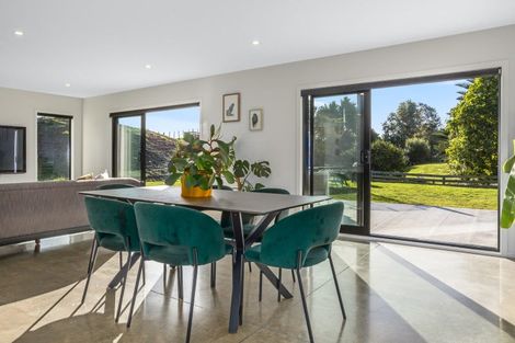 Photo of property in 27 Smithfield Road, Waikanae, 5391