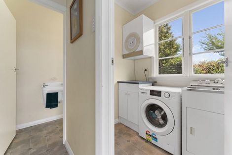 Photo of property in 10 Manuka Street, Hokowhitu, Palmerston North, 4410