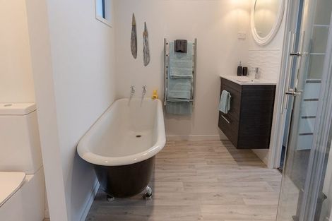 Photo of property in 64 Motuhara Road, Plimmerton, Porirua, 5026