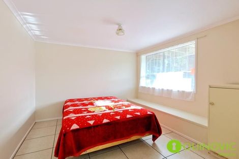 Photo of property in 42 Regency Place, Sunnynook, Auckland, 0632