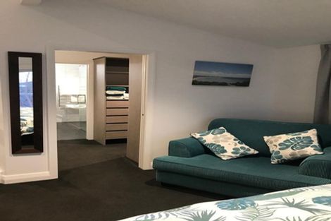 Photo of property in 748 Whangaparaoa Road, Manly, Whangaparaoa, 0930