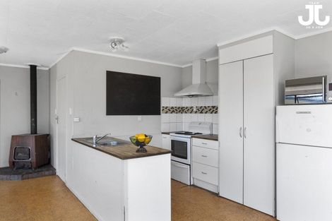 Photo of property in 6a Queen Road, Bellevue, Tauranga, 3110