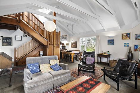 Photo of property in 157 Marine Parade, Eastbourne, Lower Hutt, 5013