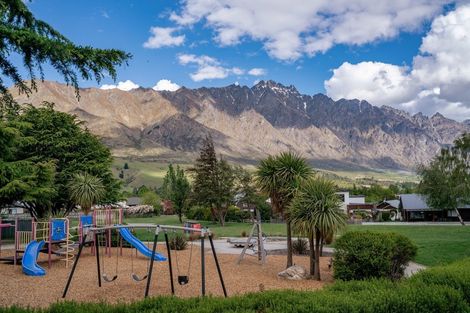 Photo of property in 13 Remarkables Crescent, Frankton, Queenstown, 9300