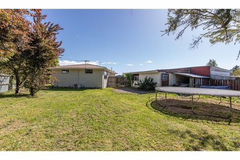 Photo of property in 5 Coates Place, Rangiora, 7400