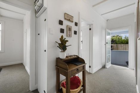 Photo of property in 90 Tirau Street, Putaruru, 3411