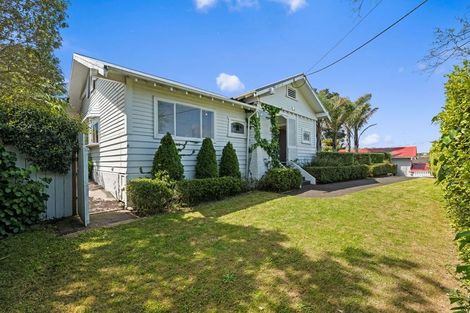 Photo of property in 18 David Street, Westown, New Plymouth, 4310
