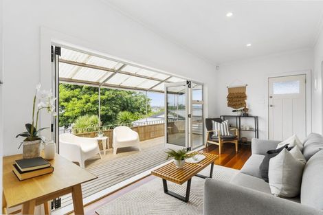 Photo of property in 52 Goodall Street, Hillsborough, Auckland, 1042