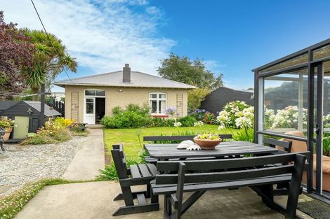 Photo of property in 360 Bay View Road, Saint Clair, Dunedin, 9012