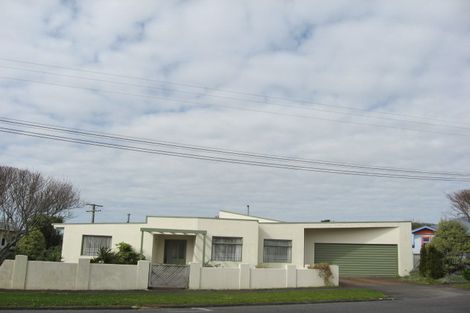 Photo of property in 7 Broadmore Street, Vogeltown, New Plymouth, 4310