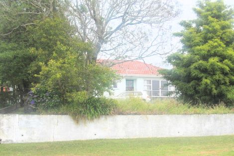 Photo of property in 28 Queen Street, Te Puke, 3119