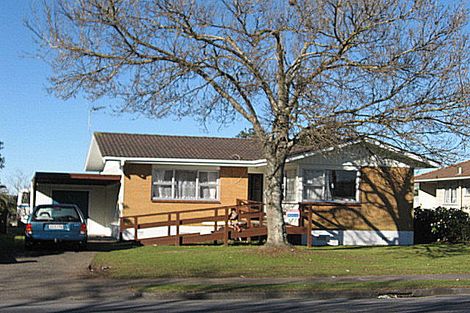 Photo of property in 174 Mahia Road, Wattle Downs, Auckland, 2103