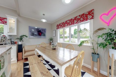 Photo of property in 82 Campbell Street, Karori, Wellington, 6012