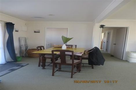 Photo of property in 101 Oakfield Crescent, Pukete, Hamilton, 3200