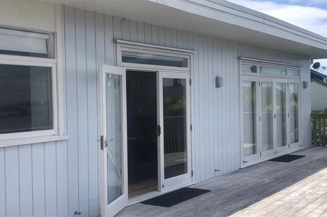 Photo of property in 46a Hinemoa Street, Birkenhead, Auckland, 0626