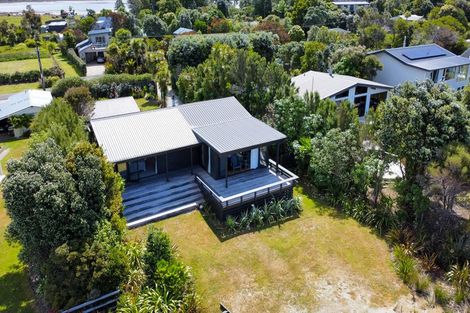 Photo of property in 72 Bishop Road, Parapara, Takaka, 7182