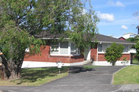 Photo of property in 61 Marlborough Avenue, Glenfield, Auckland, 0629