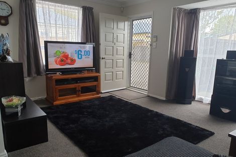 Photo of property in 2/87 Lonsdale Street, New Brighton, Christchurch, 8083