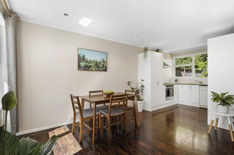 Photo of property in 1/39 St Peters Street, Northcote, Auckland, 0627