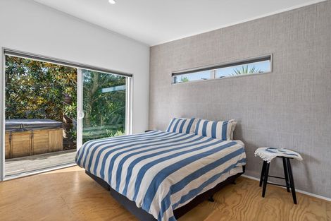 Photo of property in 10 Ti Tree Place, Mangawhai Heads, Mangawhai, 0505