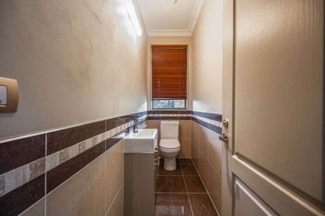 Photo of property in 305 Old North Road, Kumeu, 0892