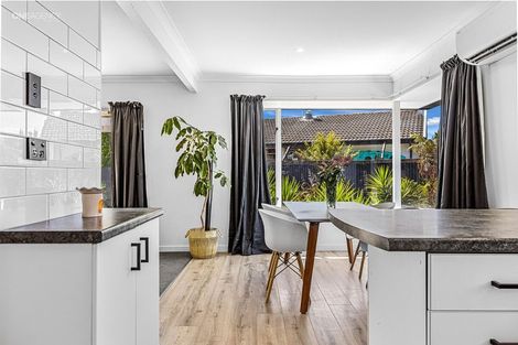 Photo of property in 18 Kalmia Place, Kaiapoi, 7630