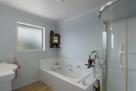 Photo of property in 10 Devon Crescent, Darfield, 7510