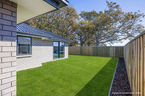 Photo of property in 27 Crossley Avenue, Woodend, 7610