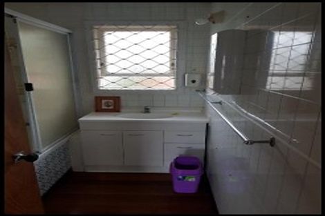 Photo of property in 34 Lincoln Road, Henderson, Auckland, 0610