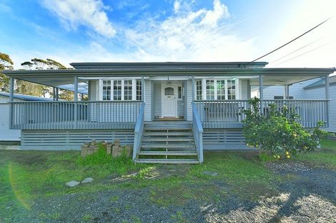 Photo of property in 1 Mary Keane Lane, Parakai, 0830