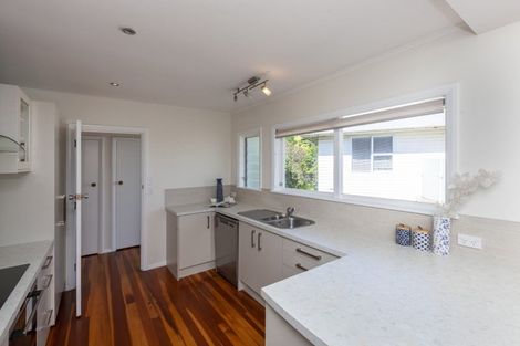 Photo of property in 9b The Esplanade, Raumati South, Paraparaumu, 5032