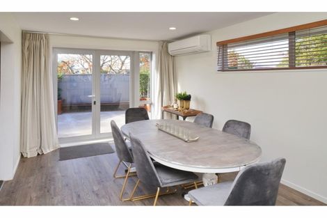 Photo of property in 6 Banff Place, Avonhead, Christchurch, 8042