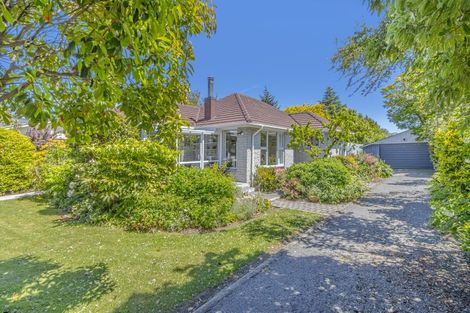 Photo of property in 31 Fovant Street, Russley, Christchurch, 8042
