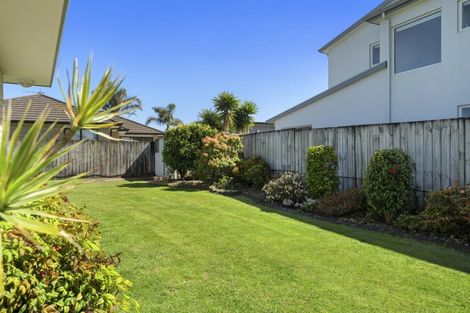Photo of property in 56 Evans Road, Papamoa Beach, Papamoa, 3118