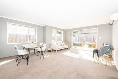 Photo of property in 2/2 Vintners Lane, Woolston, Christchurch, 8023